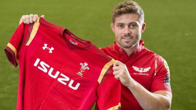 _97200342_leighhalfpenny