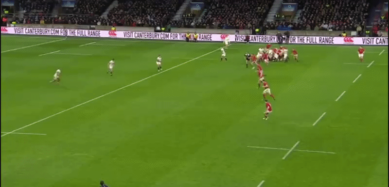 England 18 England kick 4