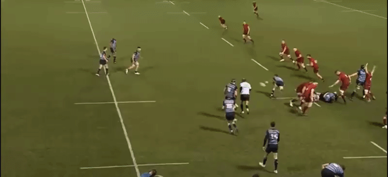 Munster 18 Jarrod Evans line break 1