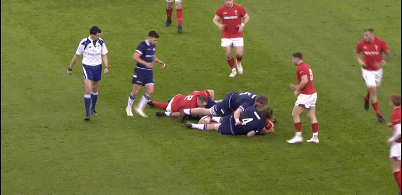 Scotland 18 defence 8