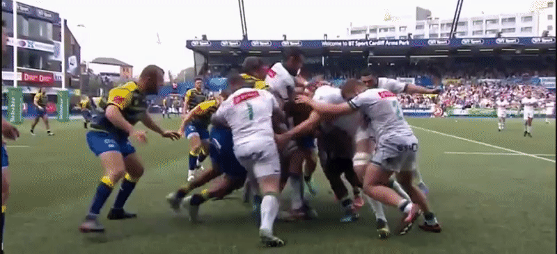 Pau QF maul defence 5