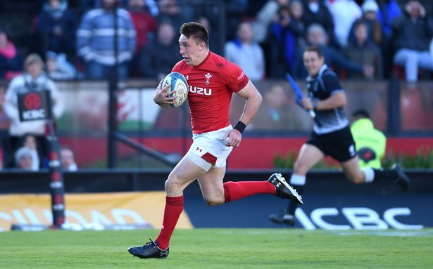 Josh Adams Argentina