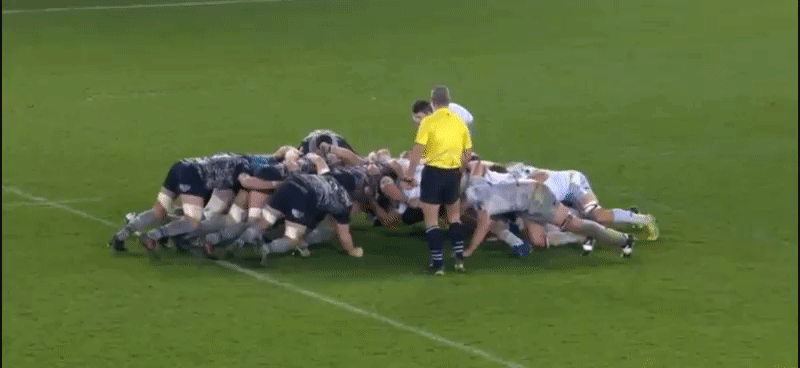 Arhip scrummaging 13